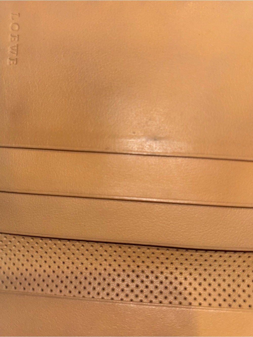 LOEWE White Leather Anagram Trifold Small Wallet - Picture 6 of 9